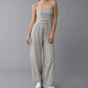 American Eagle Bella Striped Smocked Wide-Leg Boho Jumpsuit NWT - White/Gray, XL